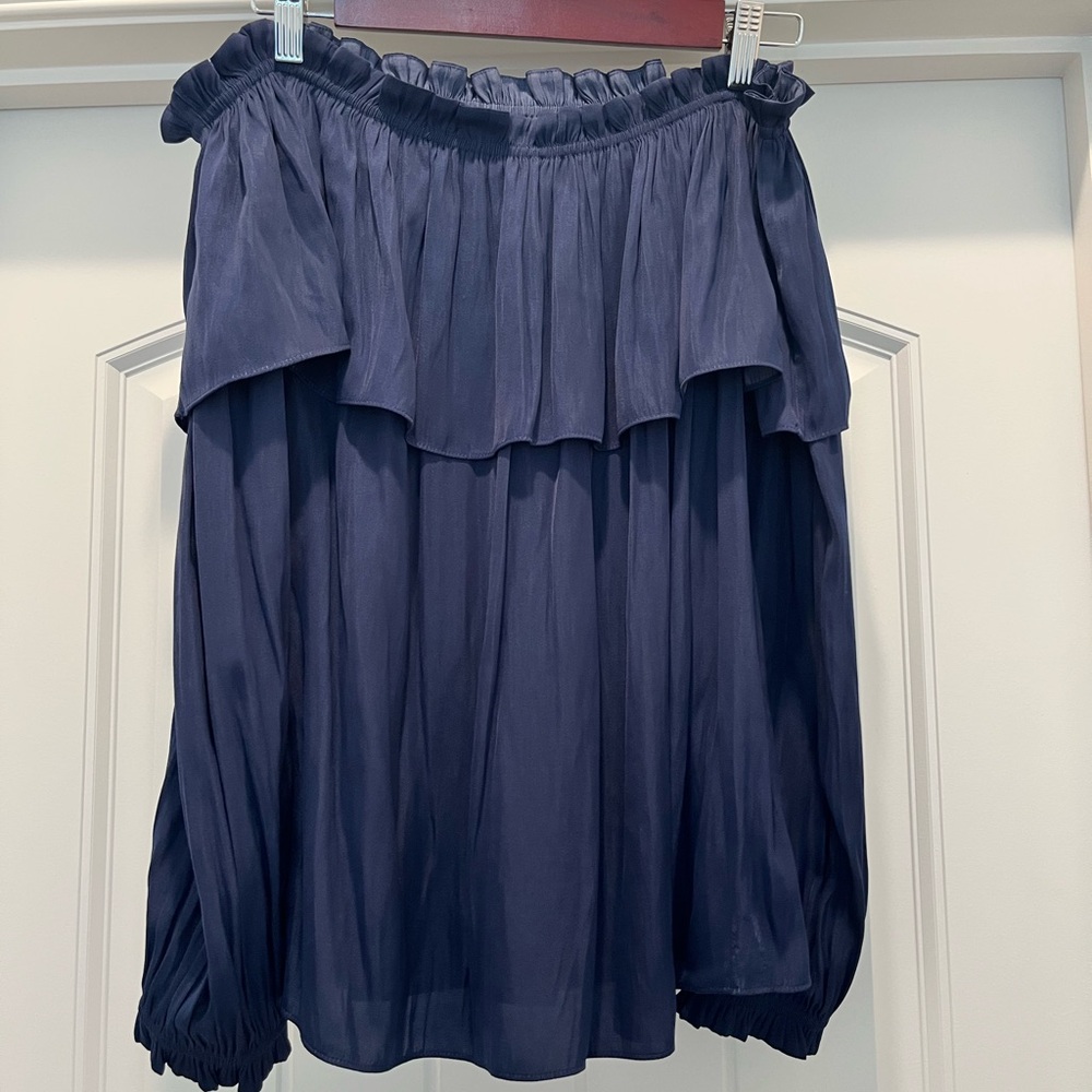 Lilly Pulitzer Navy Off-Shoulder blouse